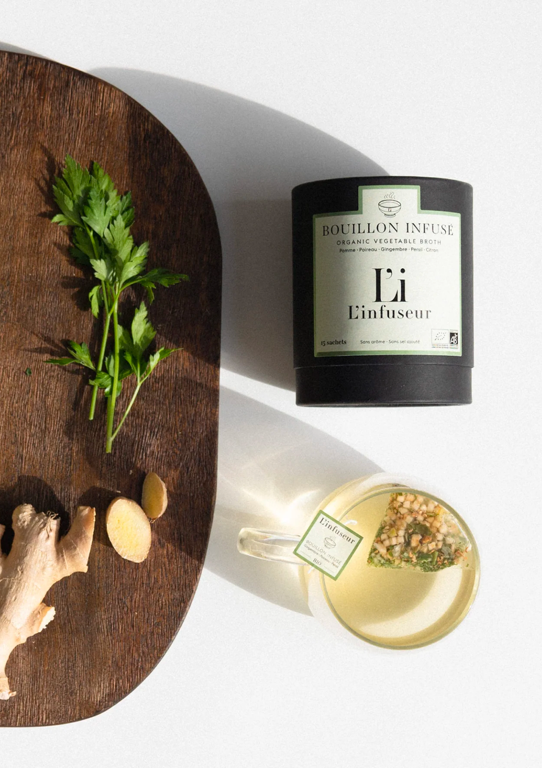 holidermie-holidermie-reinvente-la-beaute-holistique-en-repondant-a-nos-preoccupations-par-des-routines-inside-amp-out-soins-cosmetiques-complements-alimentaires-et-outils-de-beaute-marque-de-beaute-fabriquee-en-france-a-la-composition-clean-holidermie-favorise-les-matieres-naturelles-bio-et-vegan