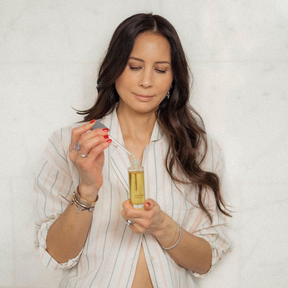 Huile de soin visage antioxydante et Gua Sha raffermissant Holidermie