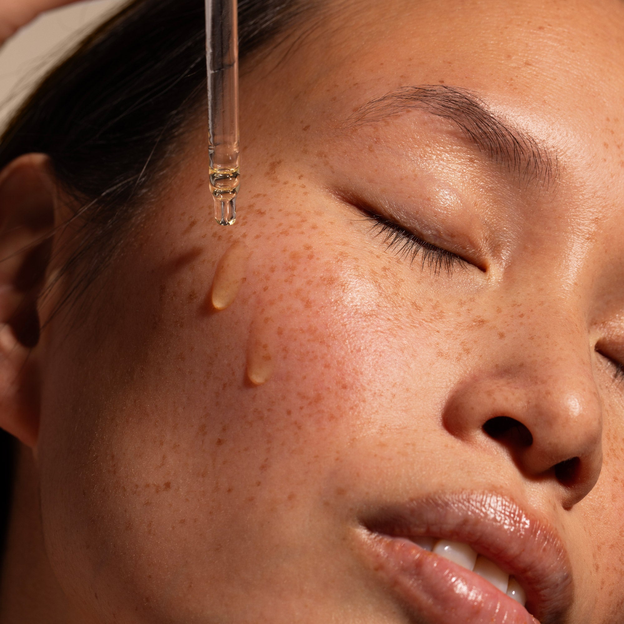 Huile visage nourrissante pour peaux sèches et sensibles sans parfum Holidermie