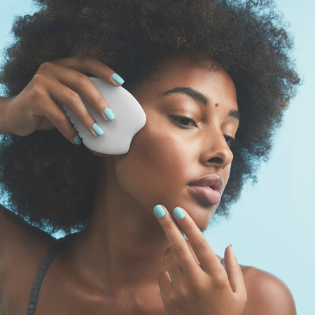 Gua Sha visage en jade blanc - Holidermie
